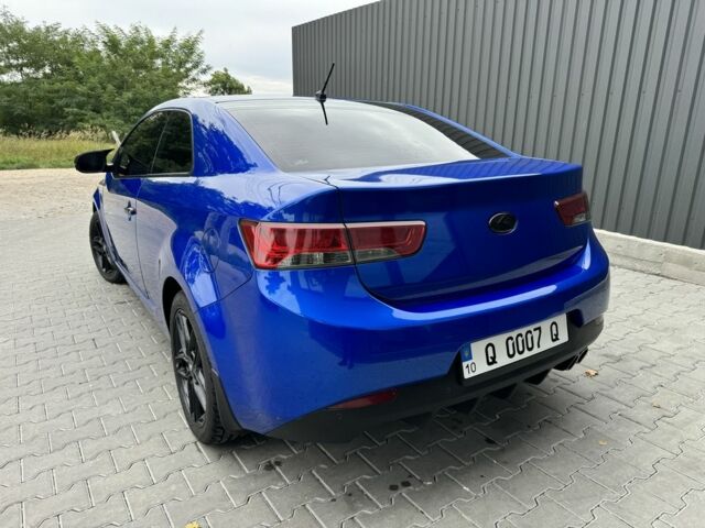 Синий Киа Черато, объемом двигателя 0 л и пробегом 230 тыс. км за 9500 $, фото 4 на Automoto.ua