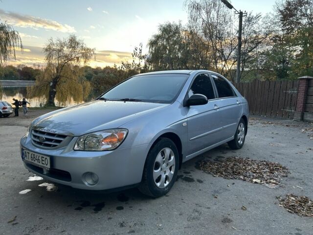 Синій Кіа Черато, об'ємом двигуна 1.6 л та пробігом 255 тис. км за 3750 $, фото 2 на Automoto.ua