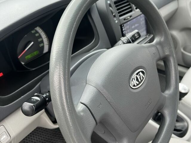 Синій Кіа Черато, об'ємом двигуна 1.6 л та пробігом 190 тис. км за 4500 $, фото 12 на Automoto.ua