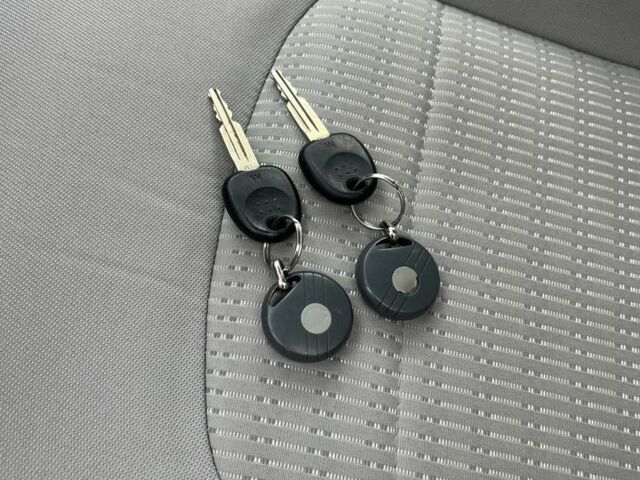 Синій Кіа Черато, об'ємом двигуна 1.6 л та пробігом 190 тис. км за 4500 $, фото 16 на Automoto.ua