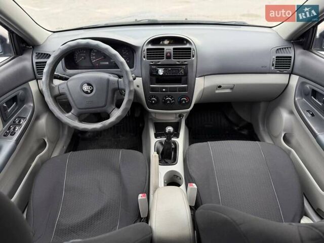 Киа Черато 2006 в Запорожье на Automoto.ua Синий Киа Черато, объемом двигателя 1.6 л и пробегом 174 тыс. км за 4699 $, фото 9 на Automoto.ua