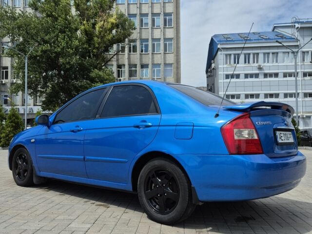Синій Кіа Черато, об'ємом двигуна 2 л та пробігом 171 тис. км за 4500 $, фото 4 на Automoto.ua