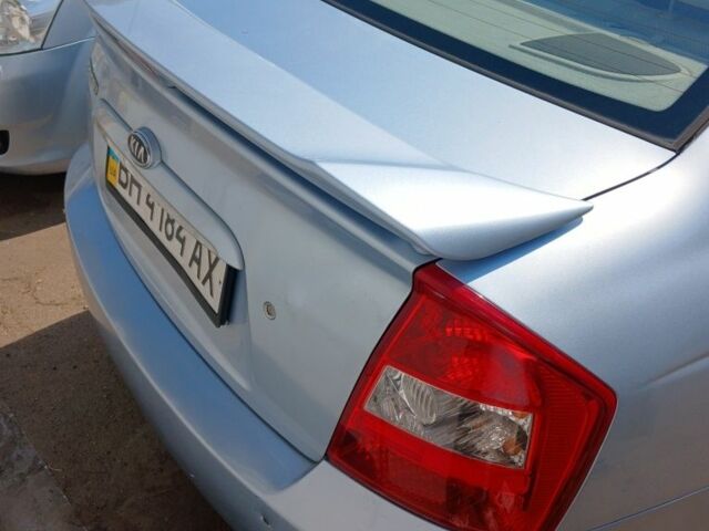 Синій Кіа Черато, об'ємом двигуна 2 л та пробігом 240 тис. км за 2999 $, фото 5 на Automoto.ua