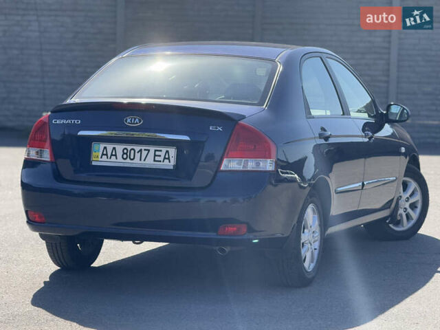 Синий Киа Черато, объемом двигателя 2 л и пробегом 190 тыс. км за 5799 $, фото 4 на Automoto.ua