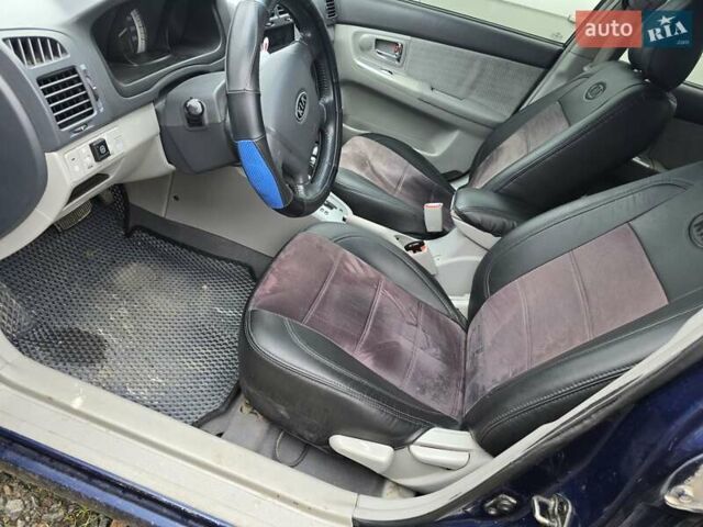 Синій Кіа Черато, об'ємом двигуна 1.98 л та пробігом 300 тис. км за 3900 $, фото 3 на Automoto.ua