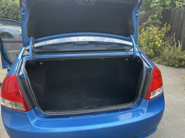 Синий Киа Черато, объемом двигателя 1.6 л и пробегом 22 тыс. км за 3100 $, фото 13 на Automoto.ua