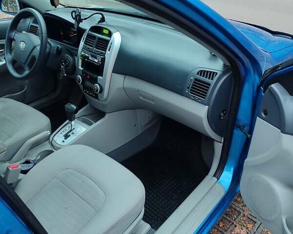 Синій Кіа Черато, об'ємом двигуна 1.98 л та пробігом 212 тис. км за 4200 $, фото 9 на Automoto.ua