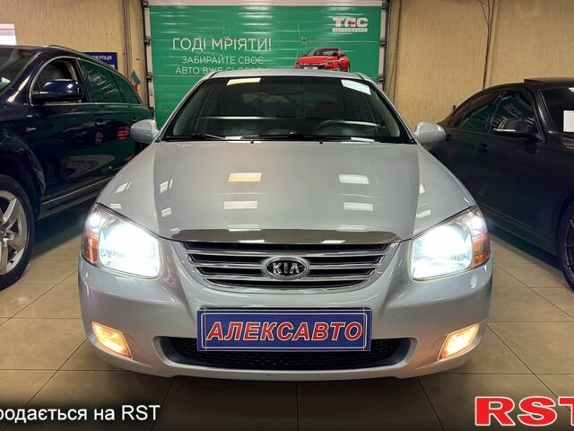 Синій Кіа Черато, об'ємом двигуна 1.6 л та пробігом 214 тис. км за 5600 $, фото 1 на Automoto.ua