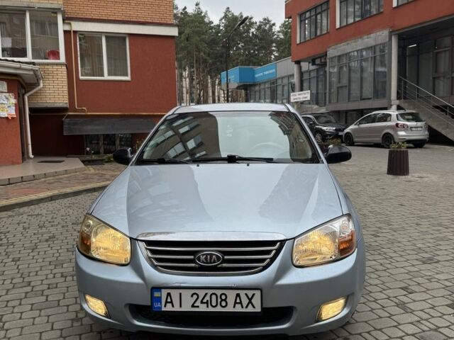 Синий Киа Черато, объемом двигателя 1.6 л и пробегом 280 тыс. км за 2750 $, фото 2 на Automoto.ua