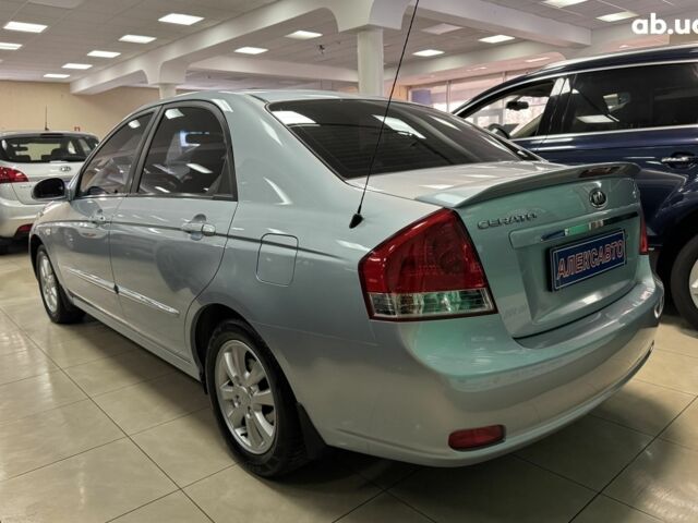 Синий Киа Черато, объемом двигателя 0 л и пробегом 214 тыс. км за 5600 $, фото 6 на Automoto.ua