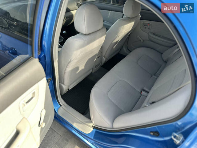 Синий Киа Черато, объемом двигателя 1.6 л и пробегом 125 тыс. км за 4488 $, фото 13 на Automoto.ua