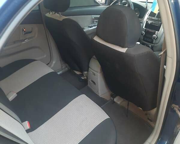 Синій Кіа Черато, об'ємом двигуна 0 л та пробігом 250 тис. км за 4300 $, фото 7 на Automoto.ua