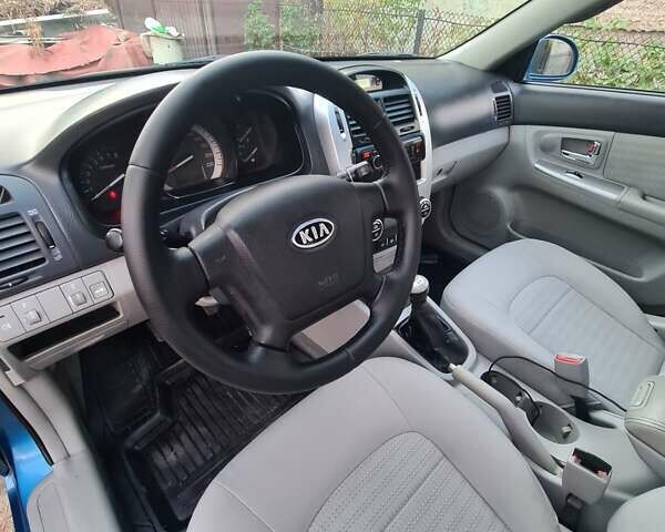 Синій Кіа Черато, об'ємом двигуна 1.6 л та пробігом 313 тис. км за 4600 $, фото 18 на Automoto.ua