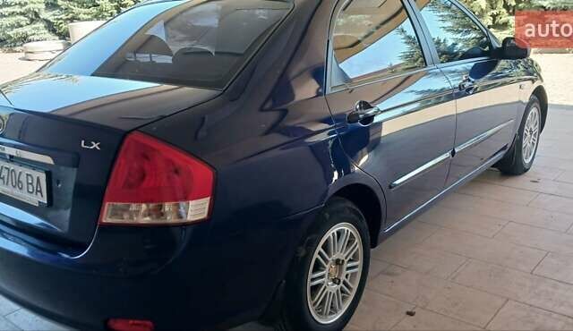 Синій Кіа Черато, об'ємом двигуна 1.6 л та пробігом 182 тис. км за 5200 $, фото 6 на Automoto.ua