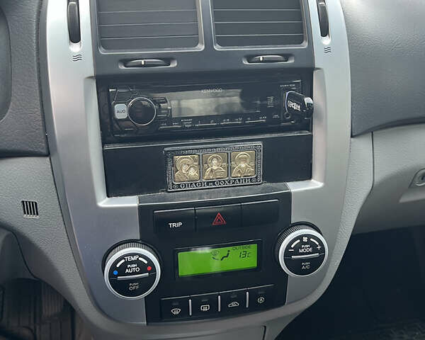 Синій Кіа Черато, об'ємом двигуна 1.6 л та пробігом 170 тис. км за 3700 $, фото 10 на Automoto.ua