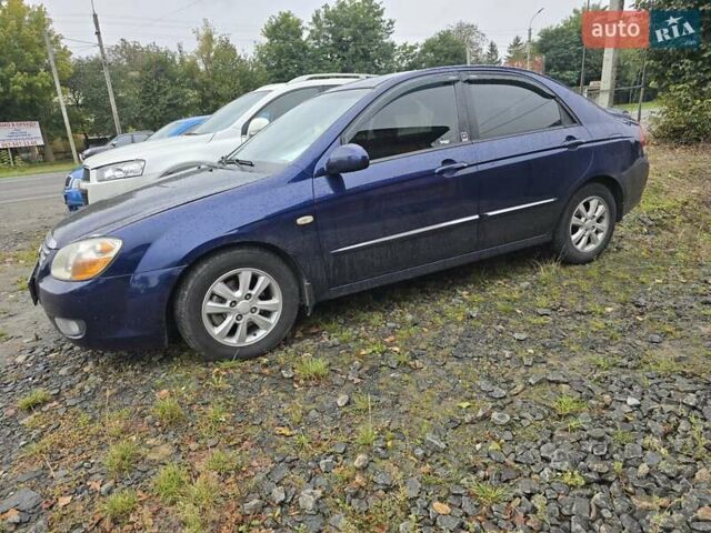 Синій Кіа Черато, об'ємом двигуна 1.98 л та пробігом 300 тис. км за 3900 $, фото 9 на Automoto.ua