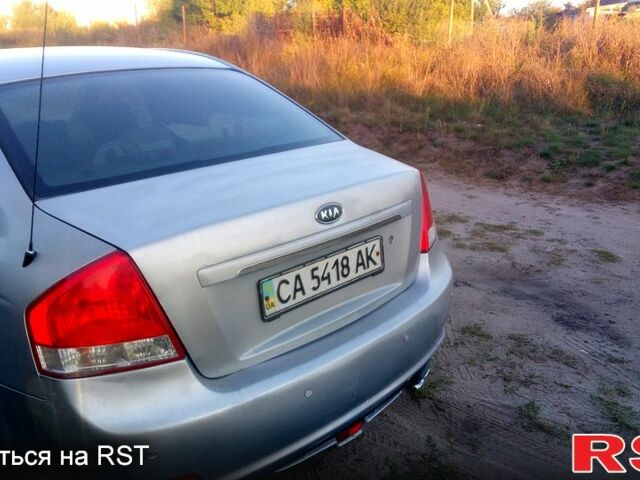 Киа Черато 2007 в Черкассах на Automoto.ua Синий Киа Черато, объемом двигателя 1.6 л и пробегом 457 тыс. км за 4600 $, фото 2 на Automoto.ua