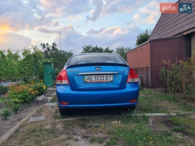 Синій Кіа Черато, об'ємом двигуна 1.6 л та пробігом 313 тис. км за 4600 $, фото 4 на Automoto.ua
