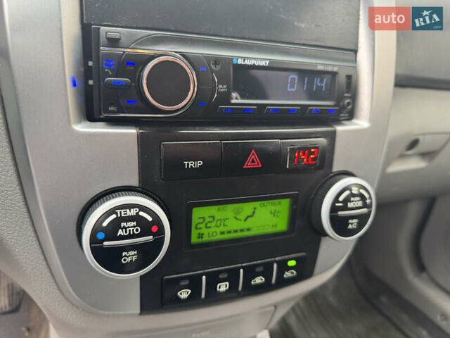 Синий Киа Черато, объемом двигателя 1.59 л и пробегом 258 тыс. км за 3000 $, фото 15 на Automoto.ua