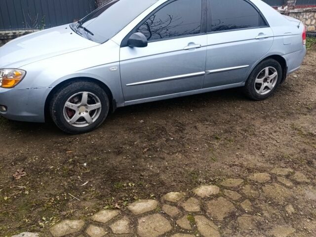 Синій Кіа Черато, об'ємом двигуна 1.6 л та пробігом 206 тис. км за 4000 $, фото 3 на Automoto.ua