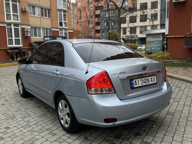 Синий Киа Черато, объемом двигателя 1.6 л и пробегом 280 тыс. км за 2750 $, фото 5 на Automoto.ua