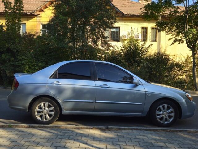 Синий Киа Черато, объемом двигателя 1.6 л и пробегом 190 тыс. км за 4150 $, фото 4 на Automoto.ua