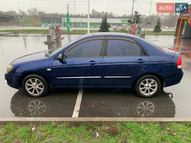 Синій Кіа Черато, об'ємом двигуна 1.6 л та пробігом 255 тис. км за 4600 $, фото 2 на Automoto.ua