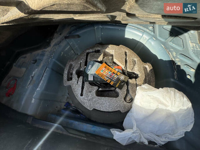 Синий Киа Черато, объемом двигателя 1.59 л и пробегом 250 тыс. км за 3100 $, фото 21 на Automoto.ua