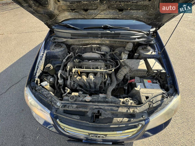 Синий Киа Черато, объемом двигателя 1.59 л и пробегом 250 тыс. км за 3100 $, фото 35 на Automoto.ua