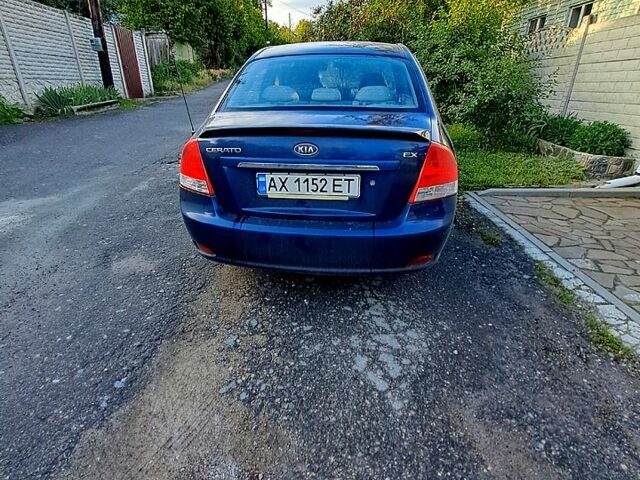 Синий Киа Черато, объемом двигателя 1.6 л и пробегом 269 тыс. км за 3700 $, фото 3 на Automoto.ua