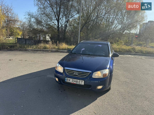 Синий Киа Черато, объемом двигателя 1.59 л и пробегом 250 тыс. км за 3100 $, фото 3 на Automoto.ua