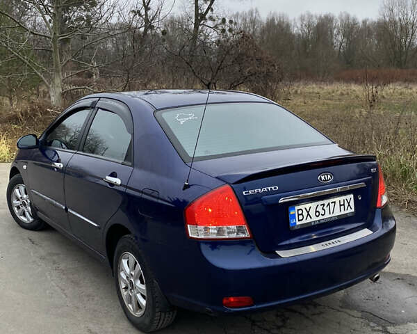 Синій Кіа Черато, об'ємом двигуна 1.59 л та пробігом 303 тис. км за 4400 $, фото 7 на Automoto.ua