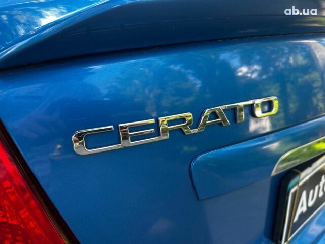 Синий Киа Черато, объемом двигателя 1.6 л и пробегом 248 тыс. км за 5990 $, фото 7 на Automoto.ua