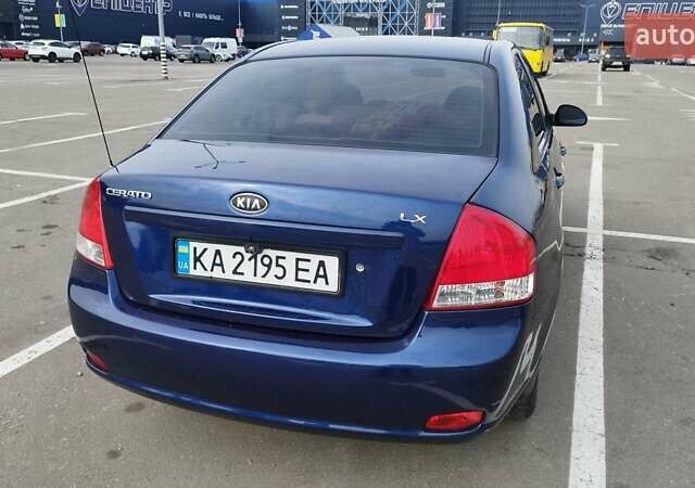 Синий Киа Черато, объемом двигателя 1.59 л и пробегом 253 тыс. км за 4700 $, фото 8 на Automoto.ua