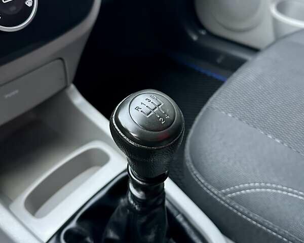 Синий Киа Черато, объемом двигателя 1.6 л и пробегом 125 тыс. км за 5750 $, фото 38 на Automoto.ua