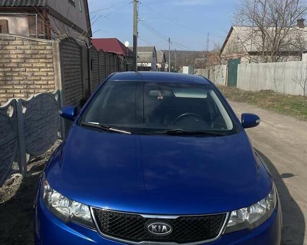 Синій Кіа Черато, об'ємом двигуна 2 л та пробігом 133 тис. км за 7200 $, фото 23 на Automoto.ua