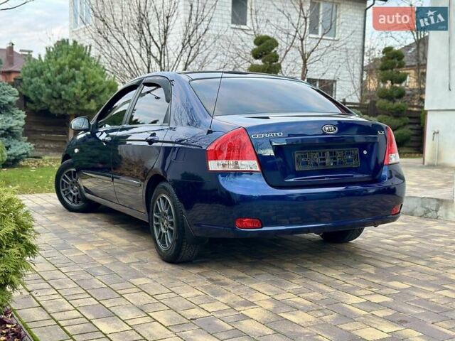 Синий Киа Черато, объемом двигателя 1.6 л и пробегом 125 тыс. км за 5750 $, фото 17 на Automoto.ua