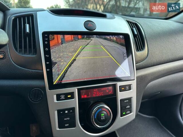 Синий Киа Черато, объемом двигателя 1.59 л и пробегом 140 тыс. км за 9200 $, фото 33 на Automoto.ua