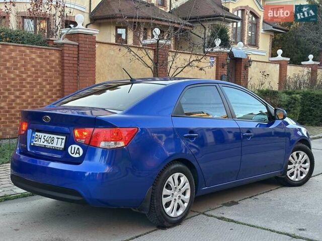 Синий Киа Черато, объемом двигателя 1.59 л и пробегом 140 тыс. км за 9200 $, фото 19 на Automoto.ua