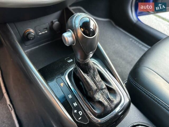 Синий Киа Черато, объемом двигателя 1.59 л и пробегом 140 тыс. км за 9200 $, фото 40 на Automoto.ua