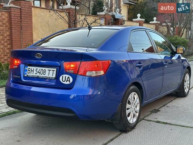 Синий Киа Черато, объемом двигателя 1.59 л и пробегом 140 тыс. км за 9200 $, фото 17 на Automoto.ua