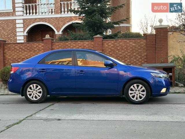 Синий Киа Черато, объемом двигателя 1.59 л и пробегом 140 тыс. км за 9200 $, фото 20 на Automoto.ua