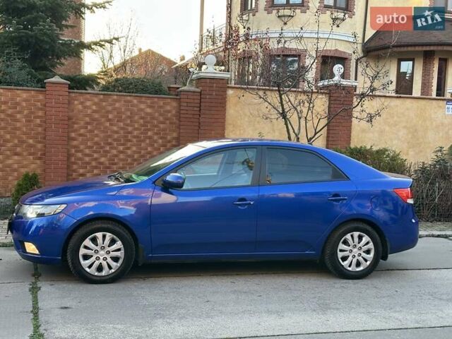 Синий Киа Черато, объемом двигателя 1.59 л и пробегом 140 тыс. км за 9200 $, фото 8 на Automoto.ua