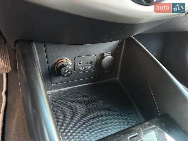 Синий Киа Черато, объемом двигателя 1.59 л и пробегом 140 тыс. км за 9200 $, фото 41 на Automoto.ua