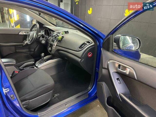 Синий Киа Черато, объемом двигателя 1.6 л и пробегом 160 тыс. км за 8300 $, фото 30 на Automoto.ua