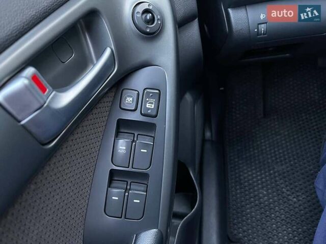 Синий Киа Черато, объемом двигателя 1.6 л и пробегом 160 тыс. км за 8300 $, фото 24 на Automoto.ua