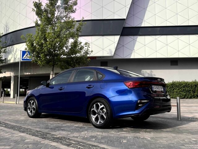 Синий Киа Черато, объемом двигателя 2 л и пробегом 45 тыс. км за 358 $, фото 1 на Automoto.ua