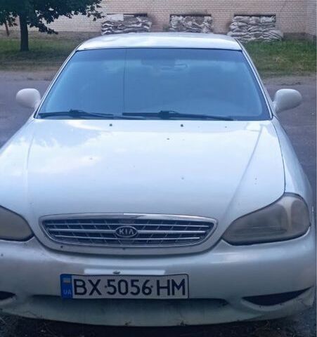 Белый Киа Кларус, объемом двигателя 1.8 л и пробегом 182 тыс. км за 730 $, фото 3 на Automoto.ua
