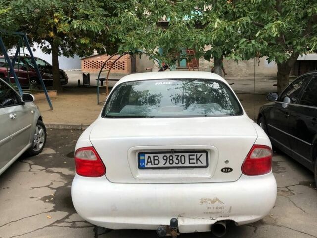 Белый Киа Кларус, объемом двигателя 2 л и пробегом 250 тыс. км за 1100 $, фото 1 на Automoto.ua