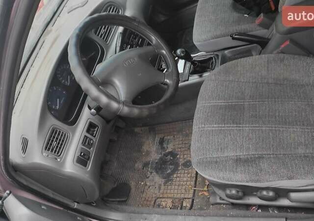 Бежевый Киа Кларус, объемом двигателя 2 л и пробегом 335 тыс. км за 800 $, фото 10 на Automoto.ua
